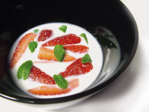 Sopa-coco-fresas